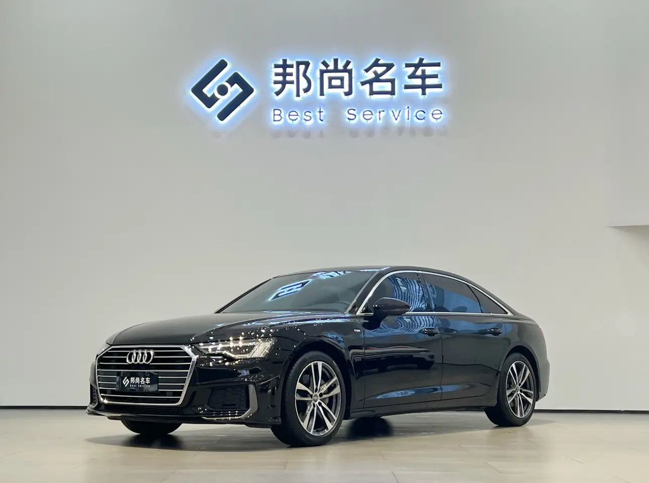 2022 款奥迪 A6L 二手汽车介绍